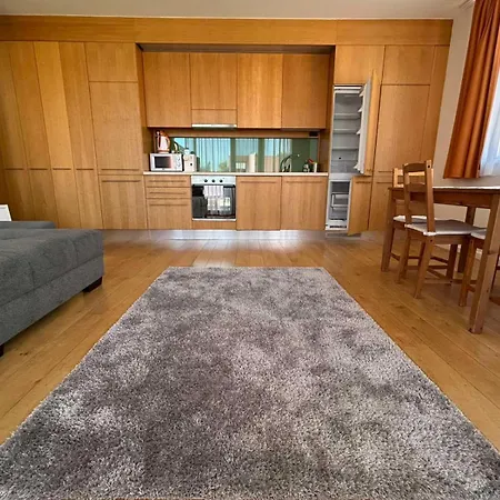 Prime Apartmans דירה *